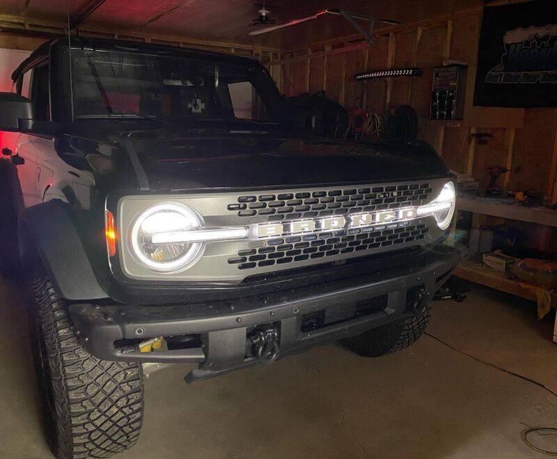 ORACLE Lighting Universal Illuminated LED Letter Badges - Matte Wht Surface Finish - O